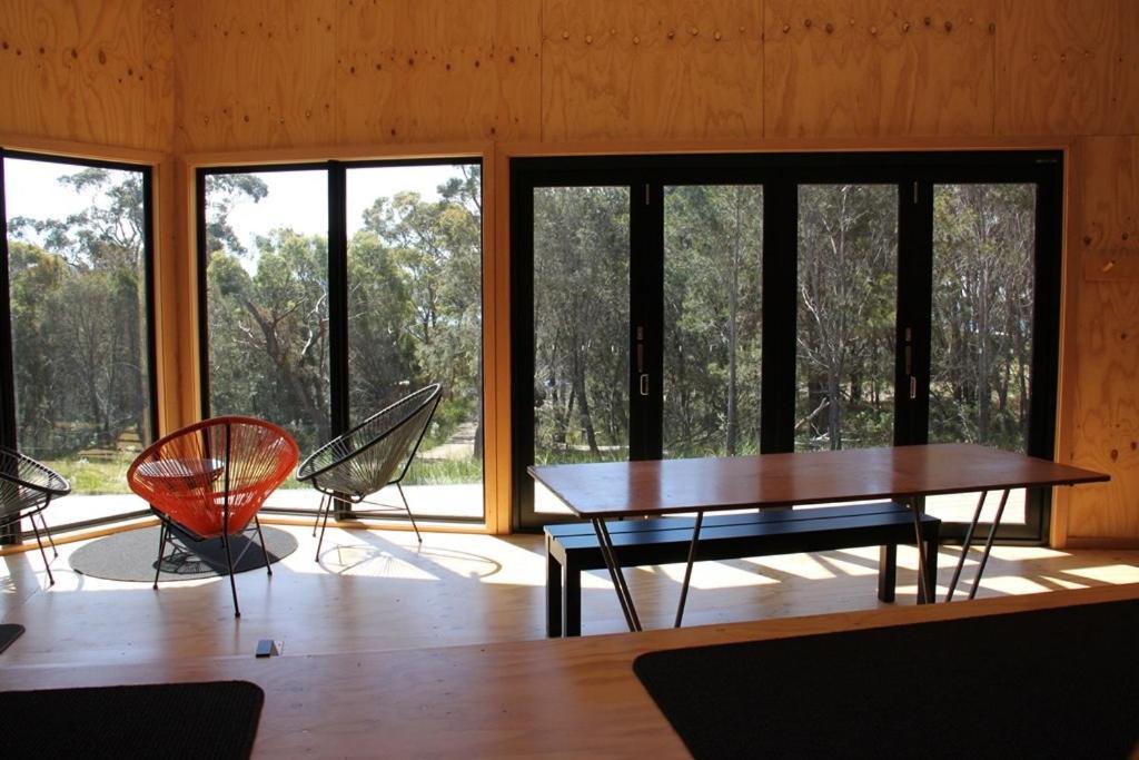 Bay Of Fires Eco Hut Off Grid Experience At Binalong Bay 빌라 외부 사진